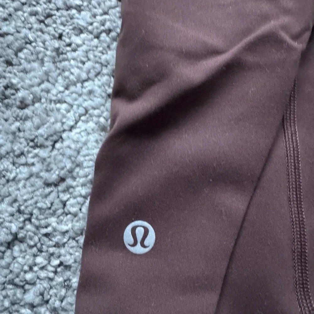 EUC Lululemon Wunder Train Leggings - Picture 3 of 4